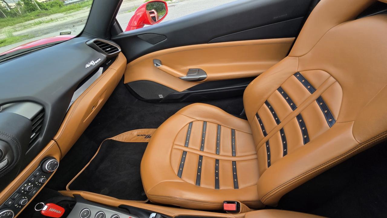 2017 Ferrari 488 Spider Spider - Photo #14