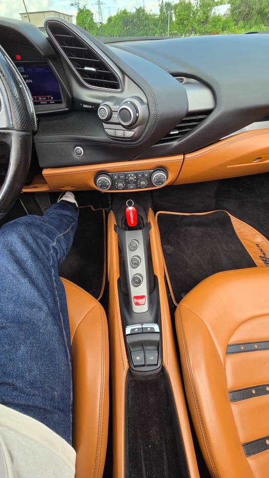 2017 Ferrari 488 Spider Spider - Photo #13