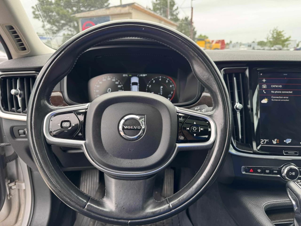 2018 Volvo S90 T5 AWD Momentum - Photo #19