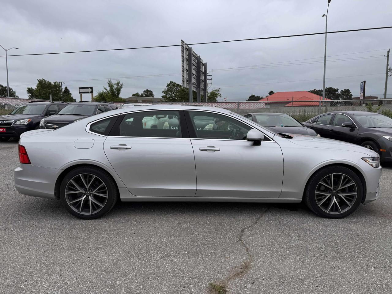 2018 Volvo S90 T5 AWD Momentum - Photo #8