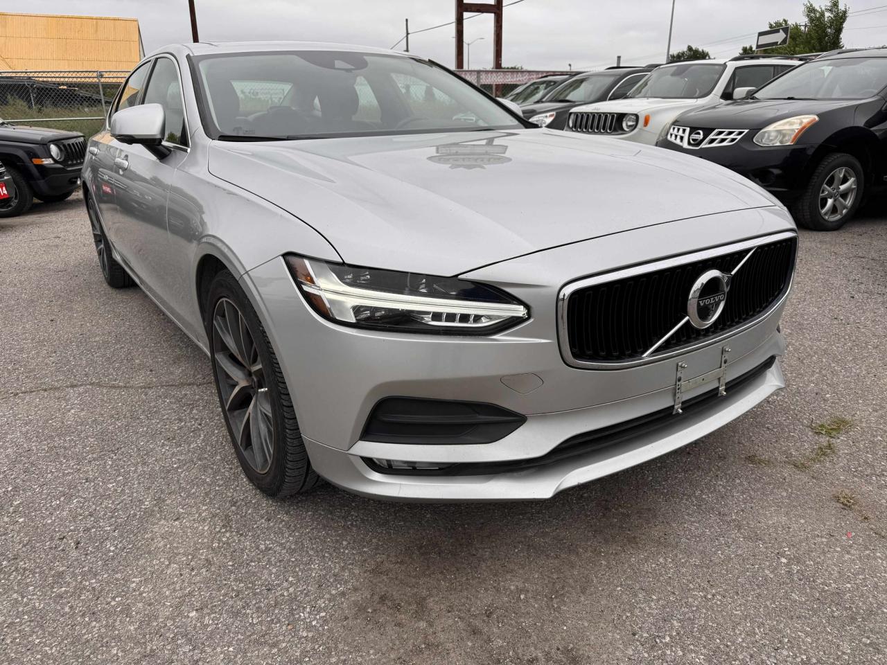 Used 2018 Volvo S90 T5 AWD Momentum for sale in Newcastle, ON