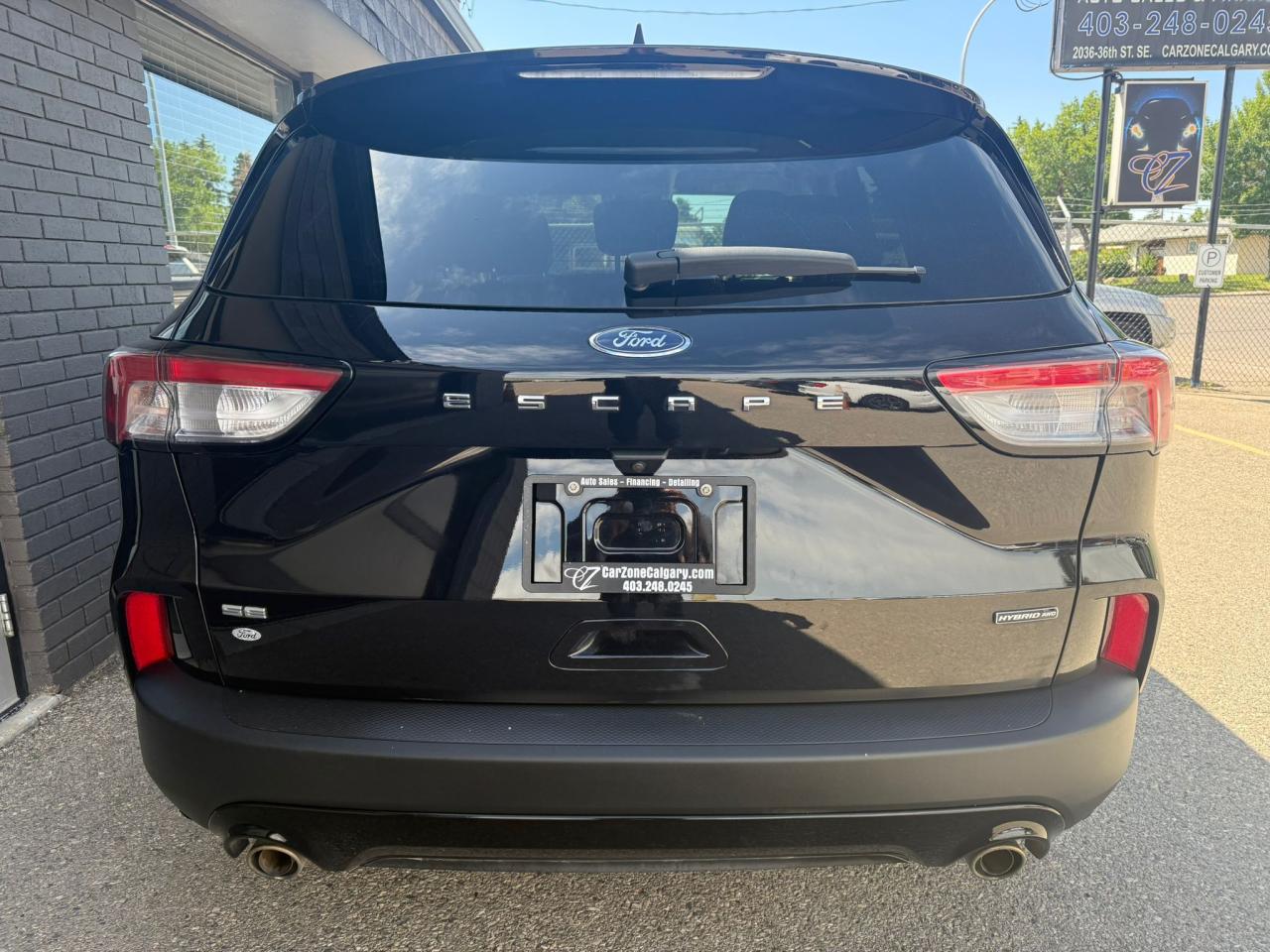 2022 Ford Escape SE Hybrid AWD - Photo #4