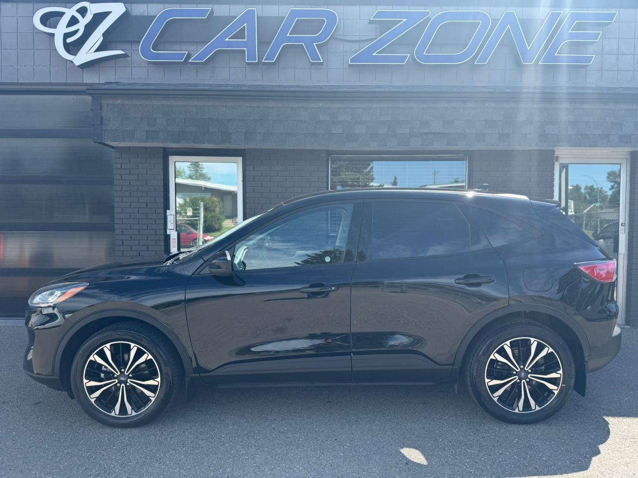 2022 Ford Escape SE Hybrid AWD - Photo #8