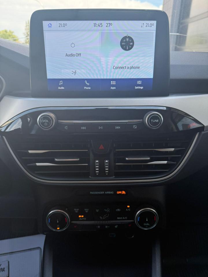 2022 Ford Escape SE Hybrid AWD - Photo #15