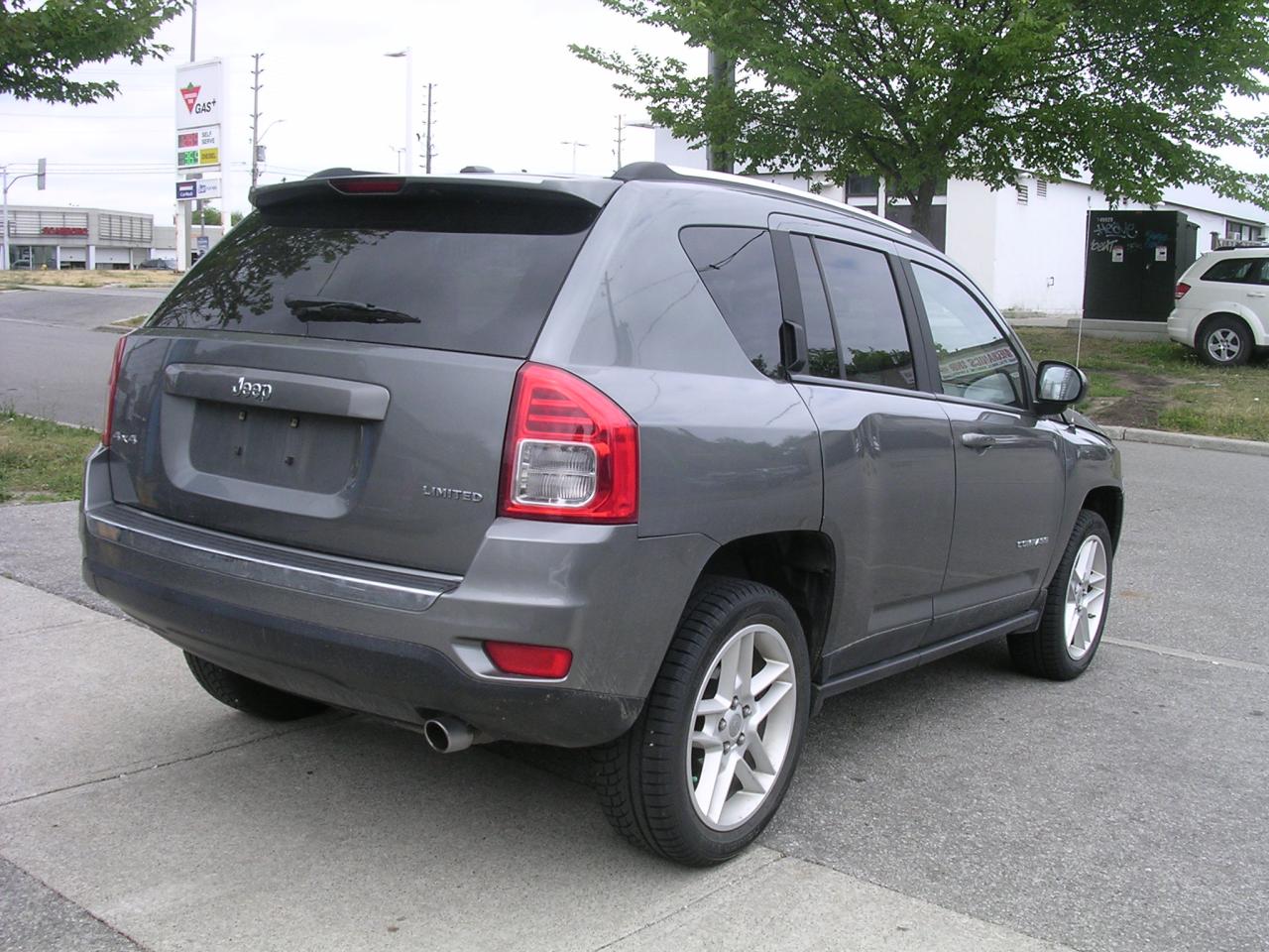 2012 Jeep Compass LIMITED - Photo #3