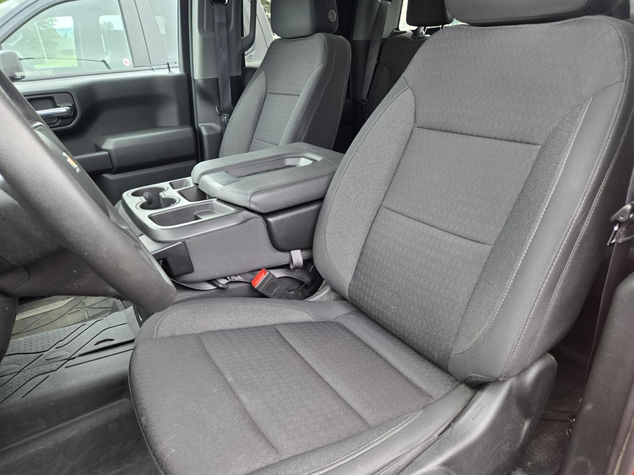 2023 Chevrolet Silverado 1500 4WD Double Cab 147" Custom - Photo #17