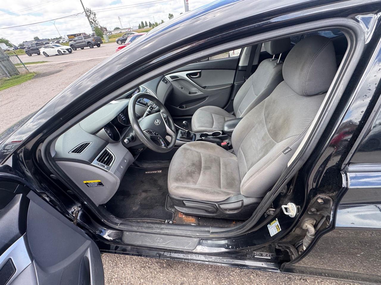 2013 Hyundai Elantra GL - Photo #10