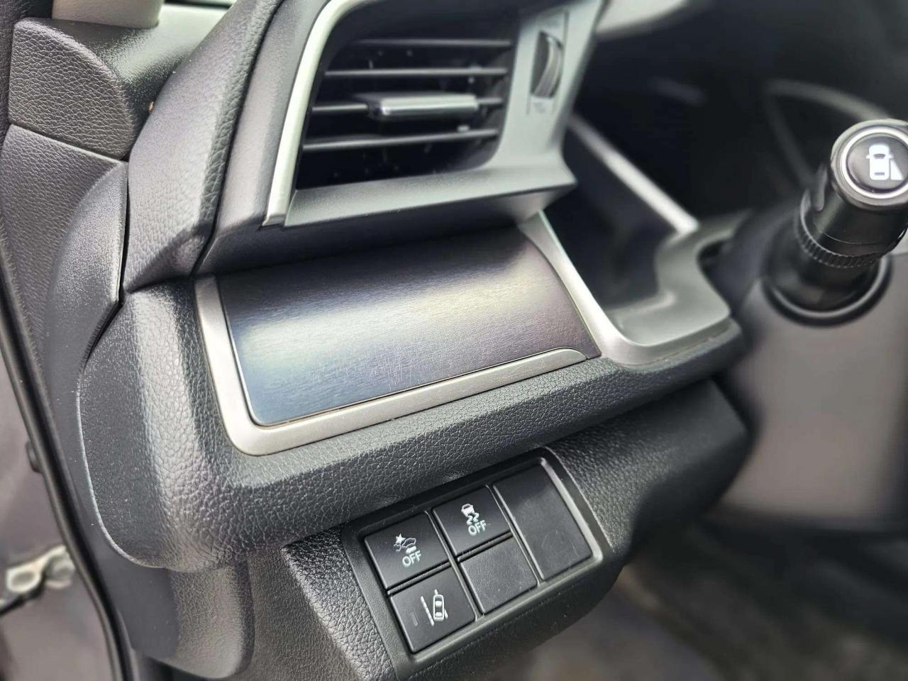 2016 Honda Civic 4dr CVT Touring - Photo #12