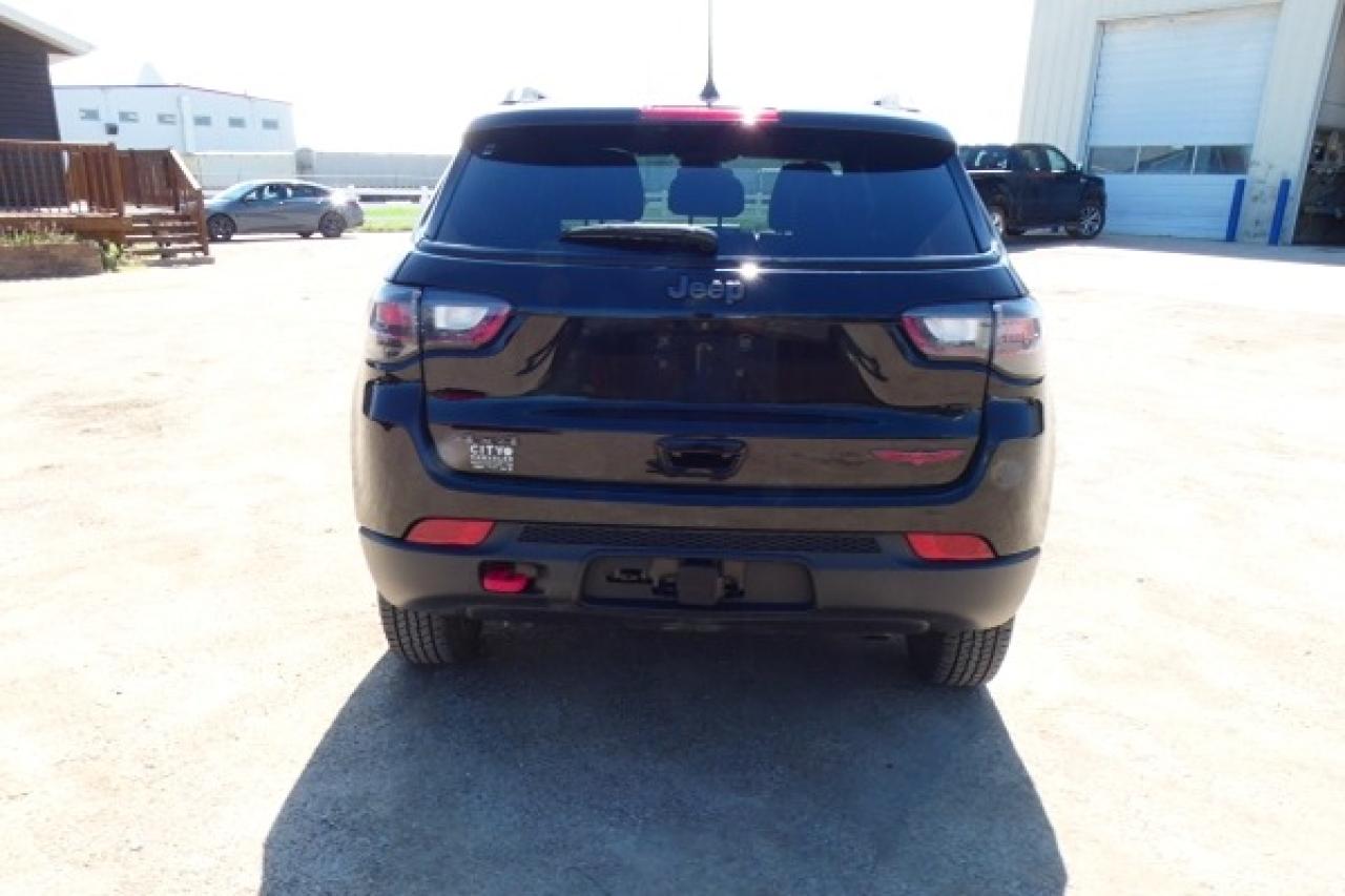 2023 Jeep Compass Trailhawk Elite 4x4 w/H&C L, pano S/R, NAV, BUC - Photo #7