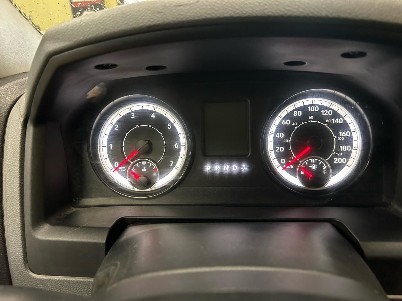2017 RAM 1500 SLT - Photo #14