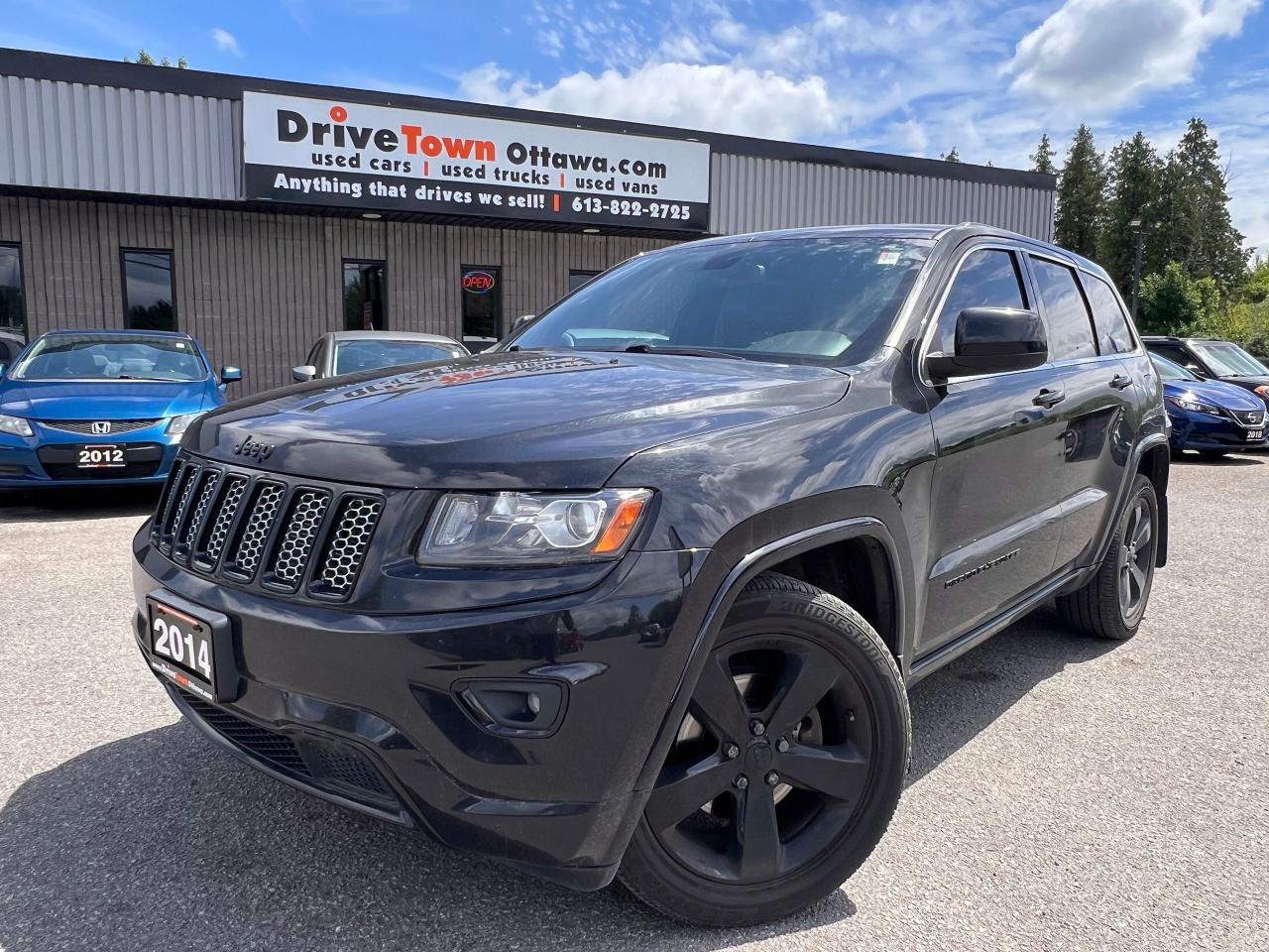 Used 2014 Jeep Grand Cherokee Laredo for sale in Ottawa, ON