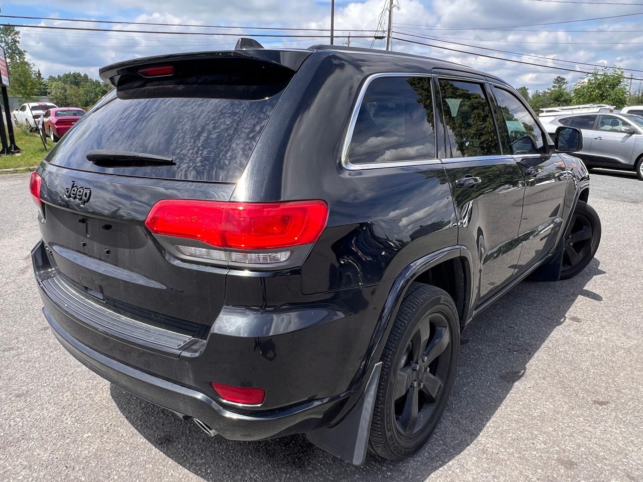 2014 Jeep Grand Cherokee Laredo - Photo #5