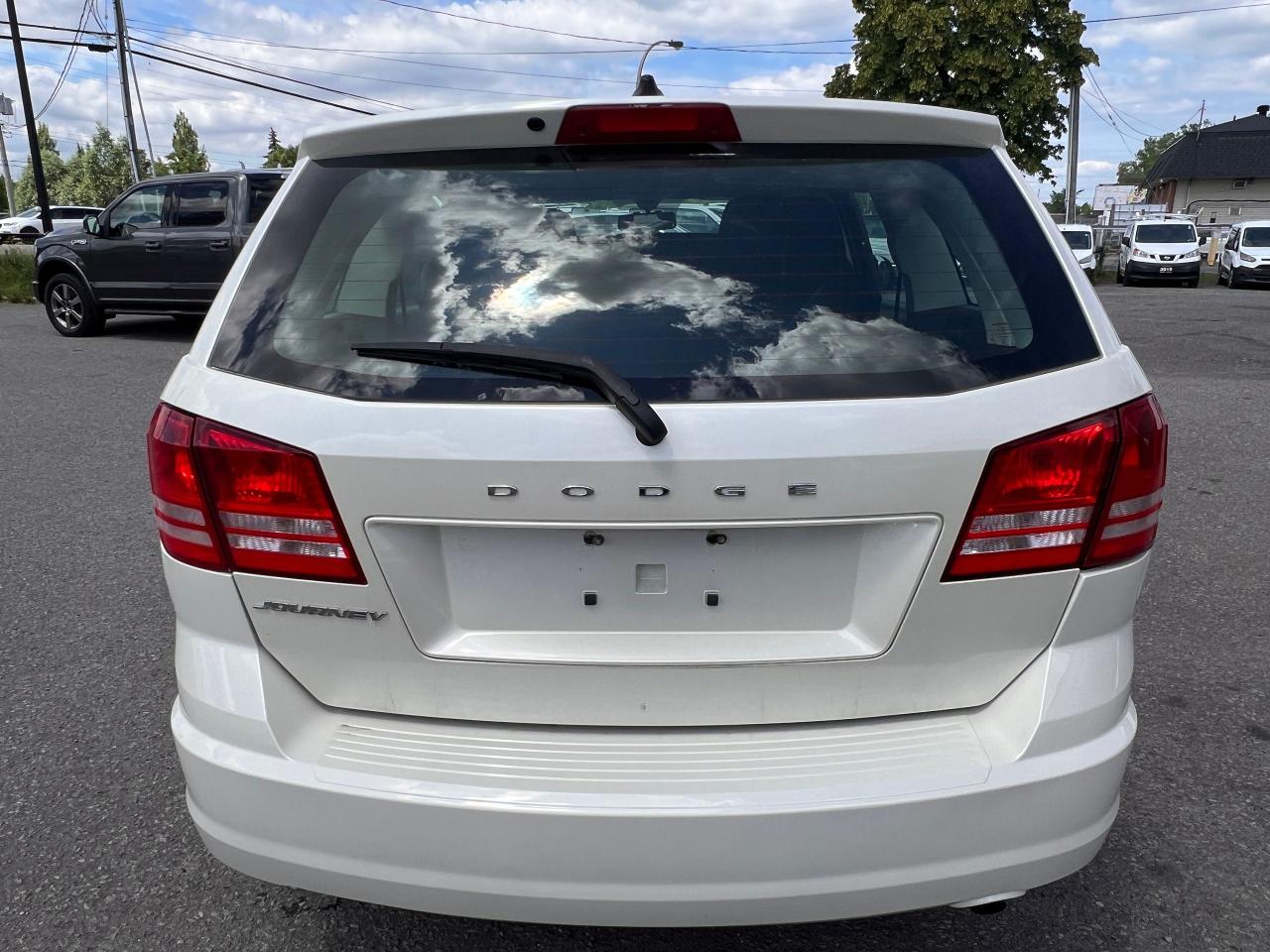 2017 Dodge Journey Canada Value Pkg - Photo #4