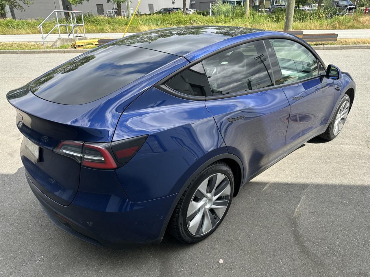 2021 Tesla Model Y Standard Range   Accident Free BC Local - Photo #6