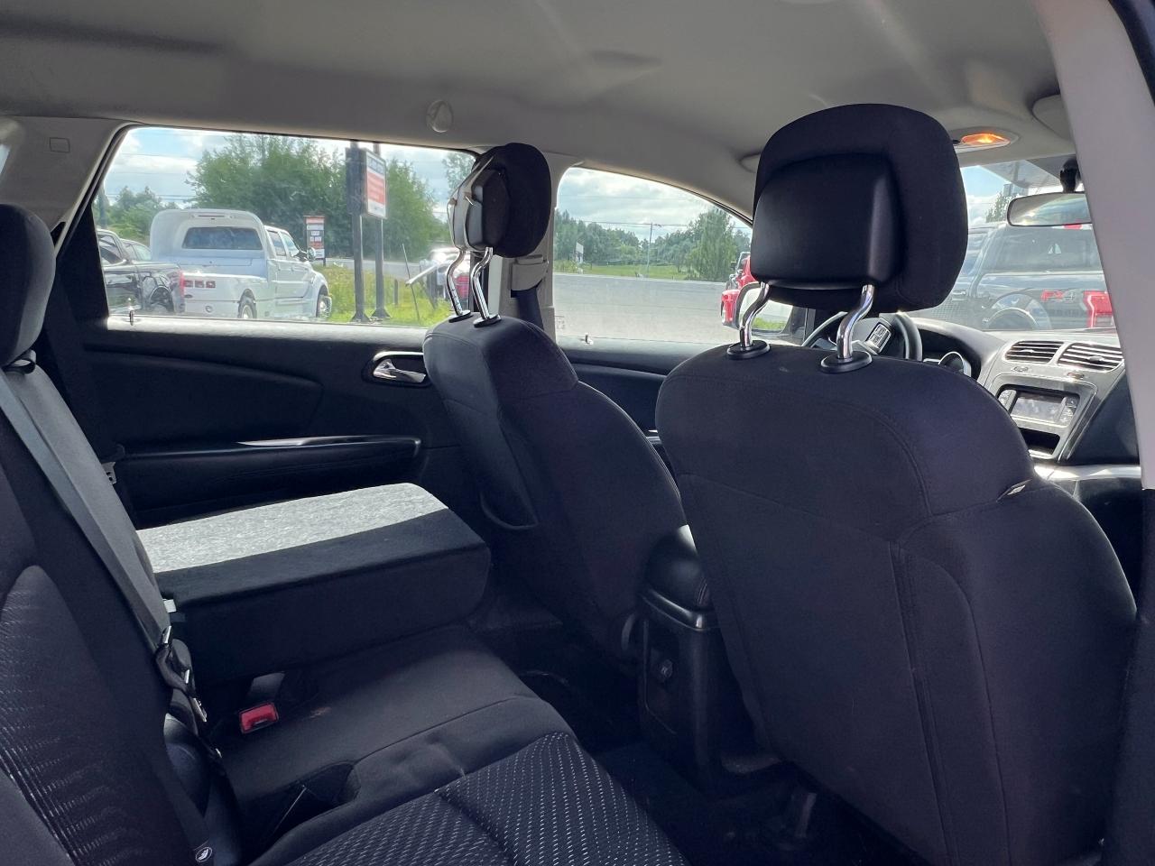 2015 Dodge Journey Canada Value Pkg - Photo #9