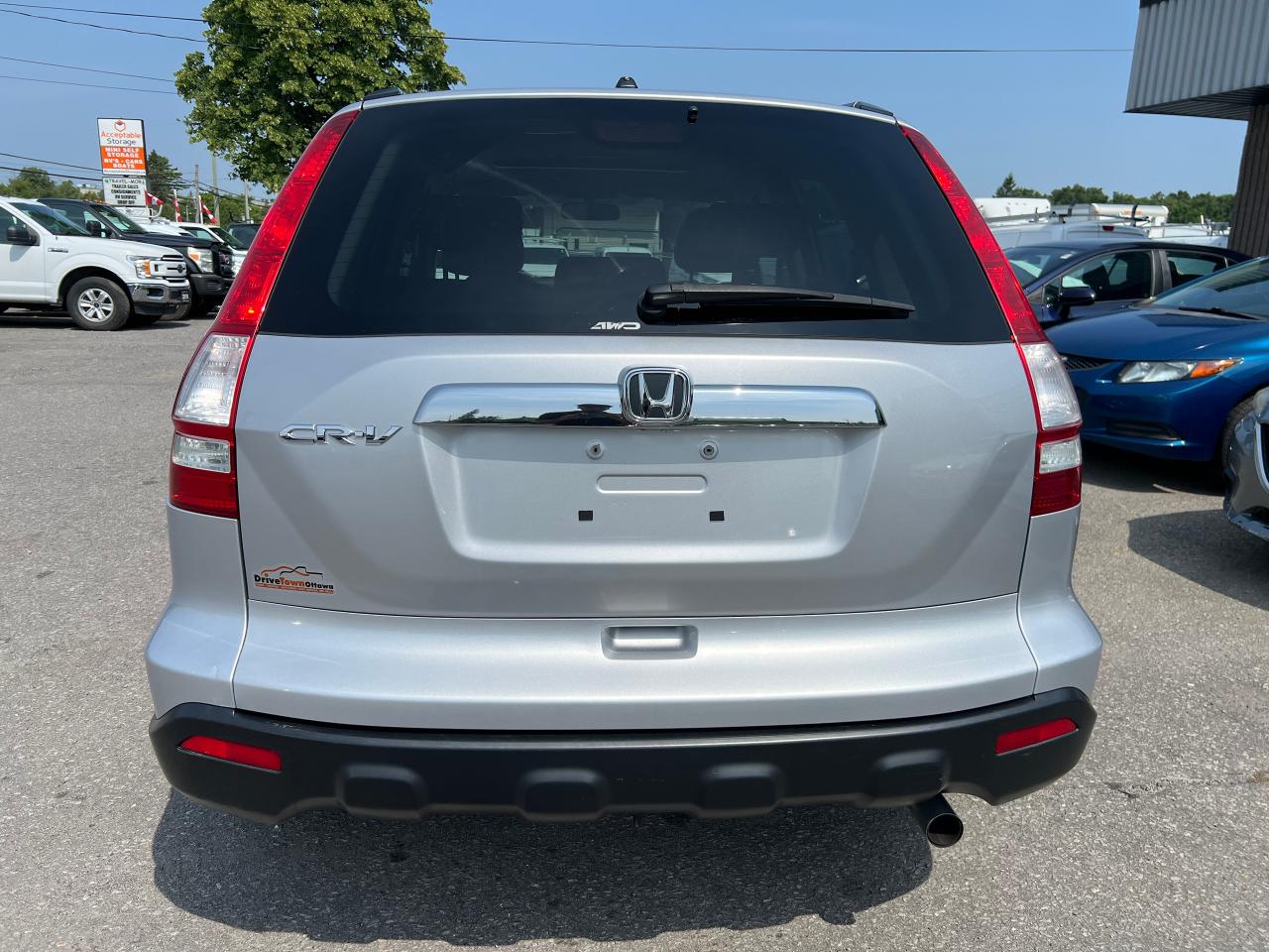 2009 Honda CR-V EX-L - Photo #4