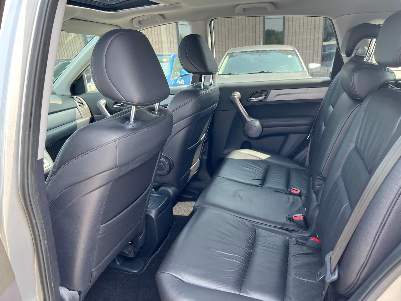 2009 Honda CR-V EX-L - Photo #16