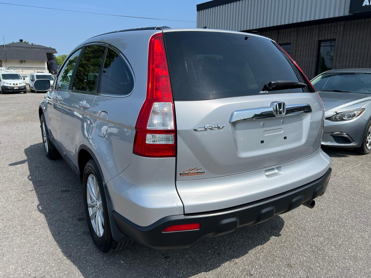 2009 Honda CR-V EX-L - Photo #3