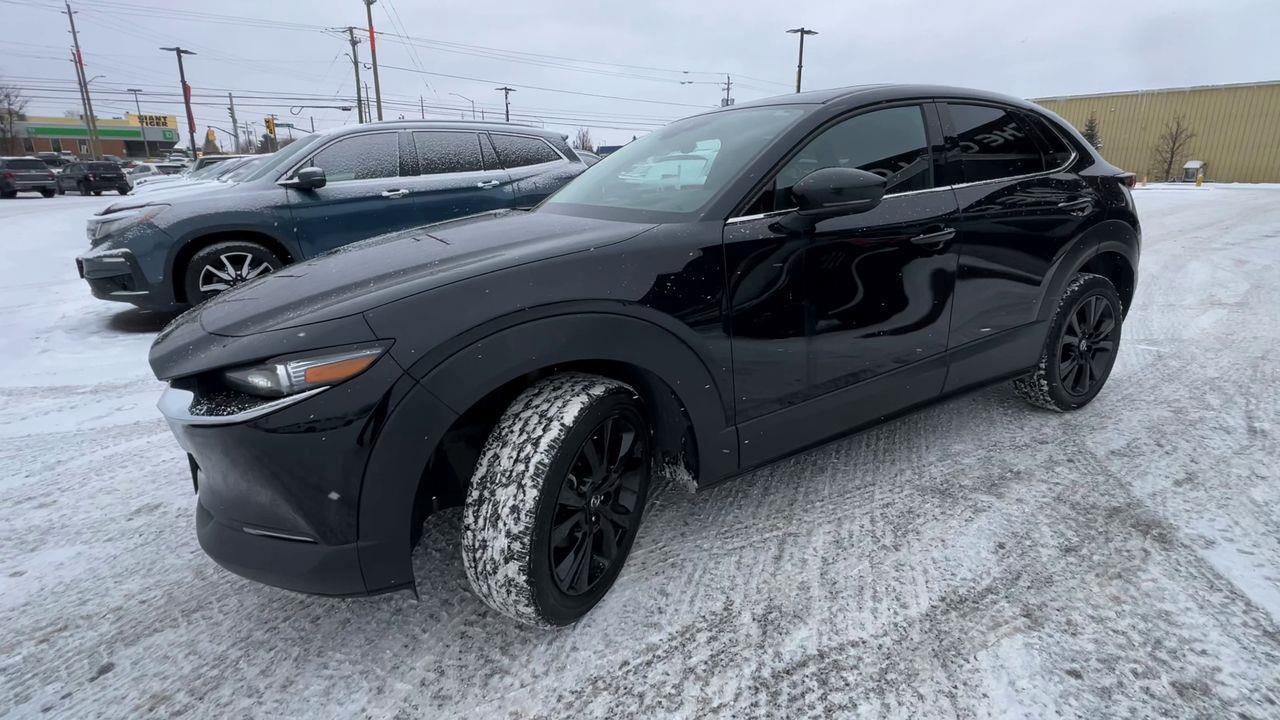 2022 Mazda CX-30 GT w/Turbo APPLE CARPLAY/ANDROID AUTO, HEATED LEATHER SEATS/STEERING WHEEL, NAV, BACK UP CAM, SUNROOF! Photo3