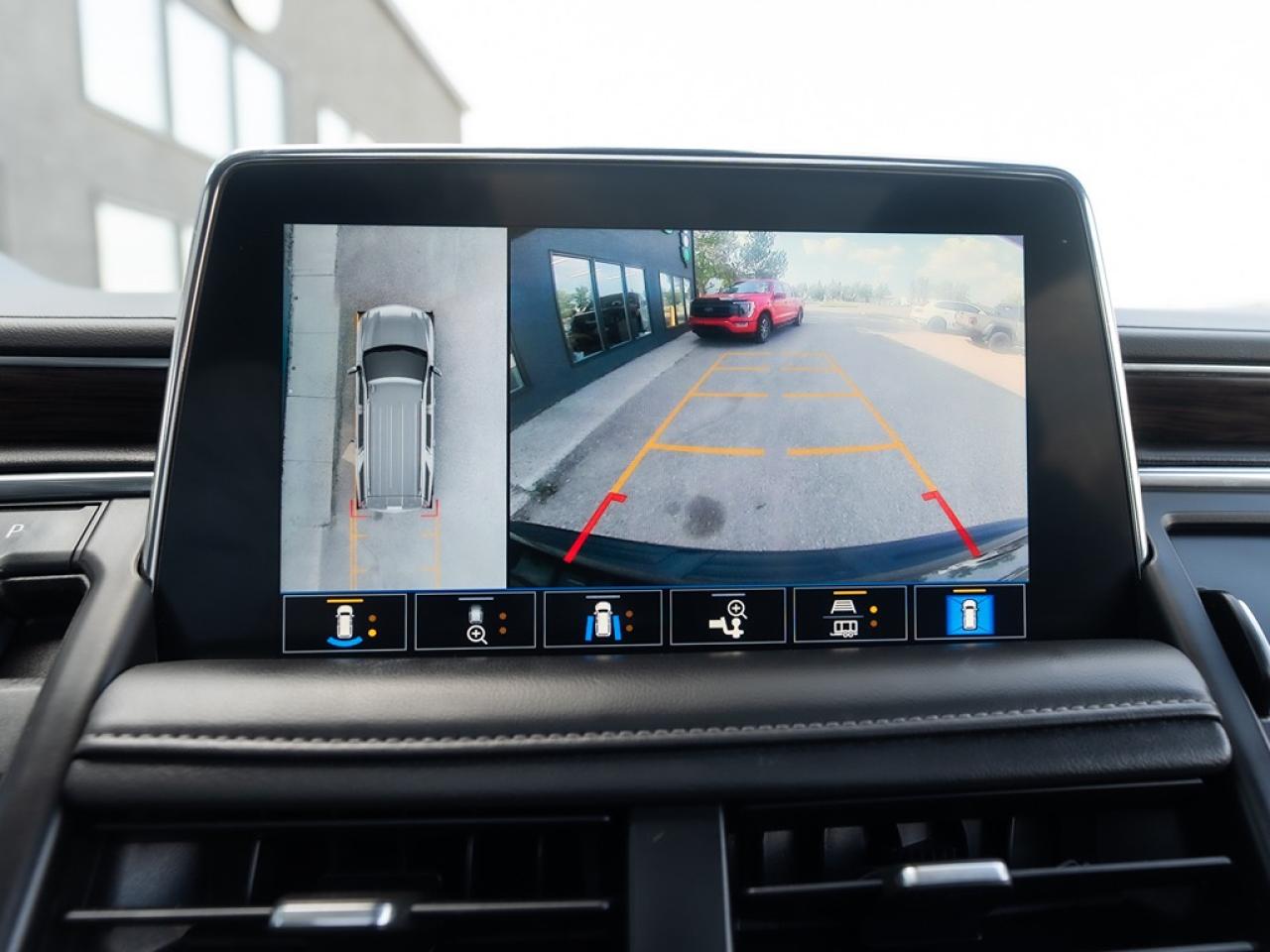 2021 Chevrolet Tahoe LT Photo14