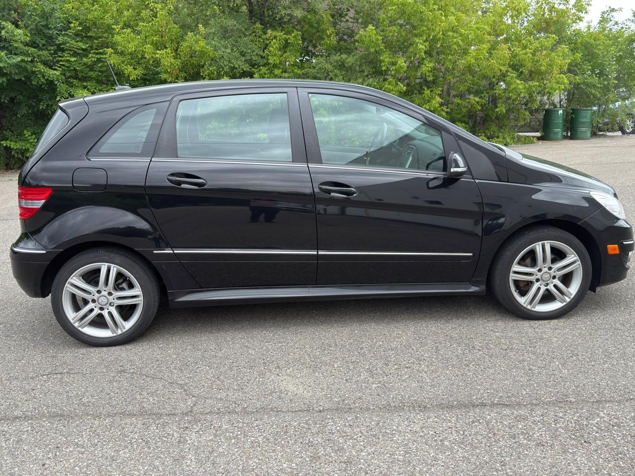 2011 Mercedes-Benz B-Class B 200 - Photo #4