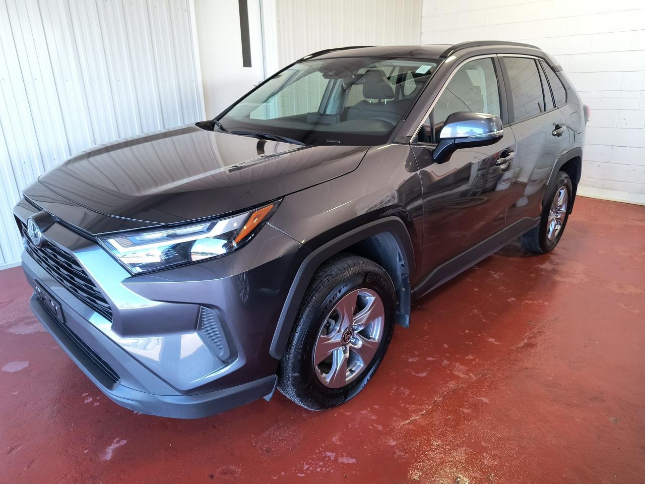 Used 2022 Toyota RAV4 XLE for sale in Pembroke, ON