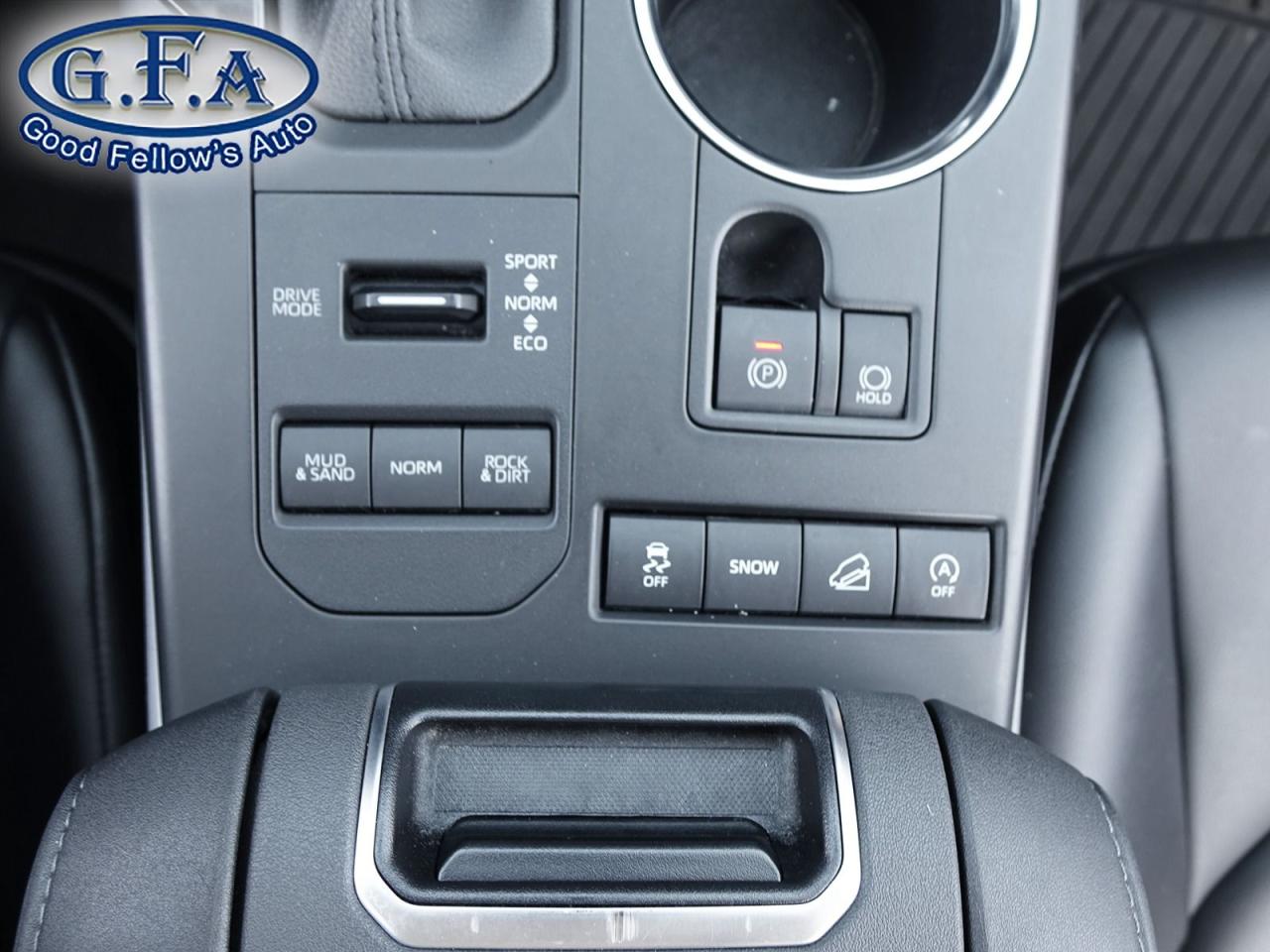 2021 Toyota Highlander XLE MODEL, 8 PASSENGER, LEATHER SEATS, SUNROOF, AW Photo43