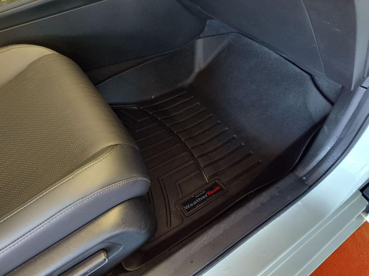 2022 Honda Civic Touring Photo
