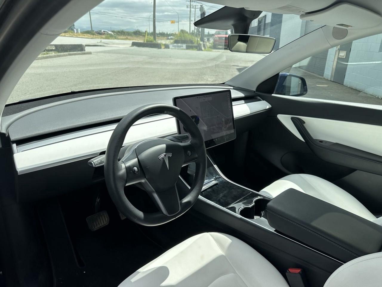 2021 Tesla Model Y Standard Range   Accident Free BC Local - Photo #10