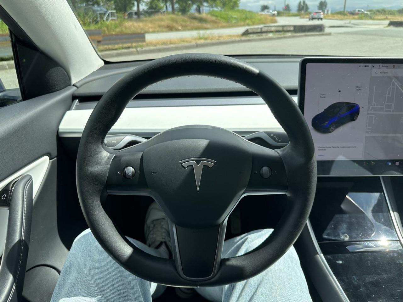 2021 Tesla Model Y Standard Range   Accident Free BC Local - Photo #14