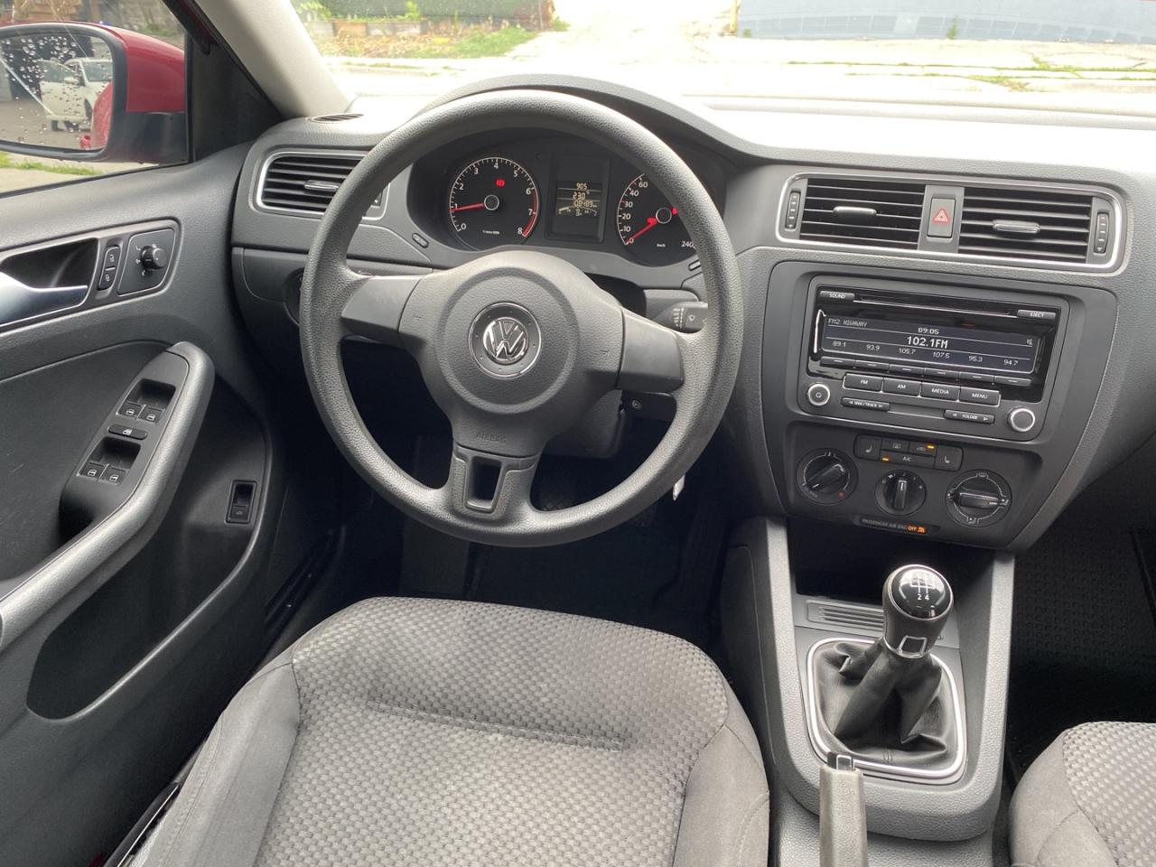 2014 Volkswagen Jetta S - Photo #5