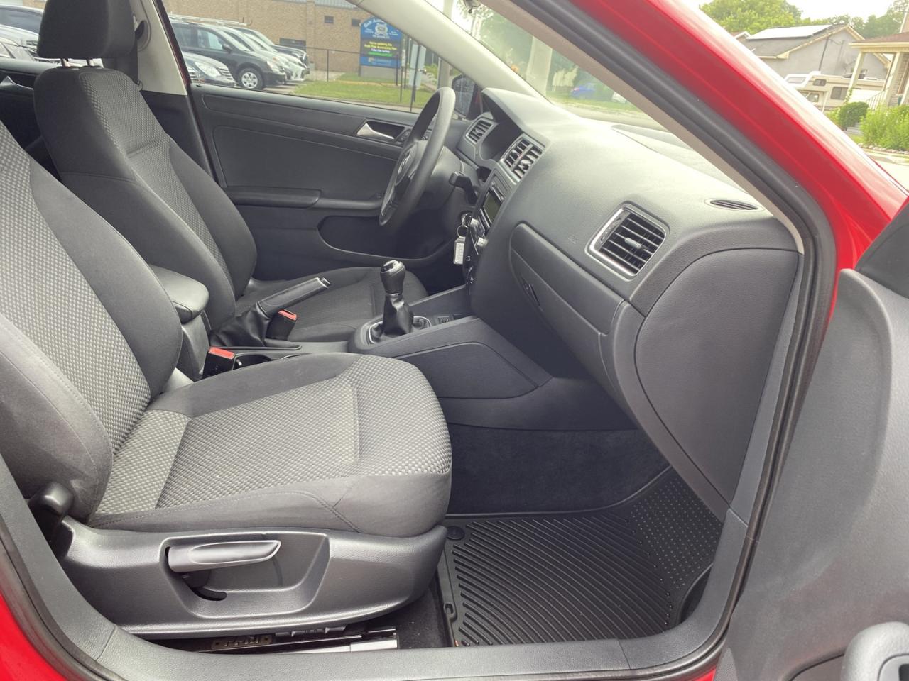 2014 Volkswagen Jetta S - Photo #7