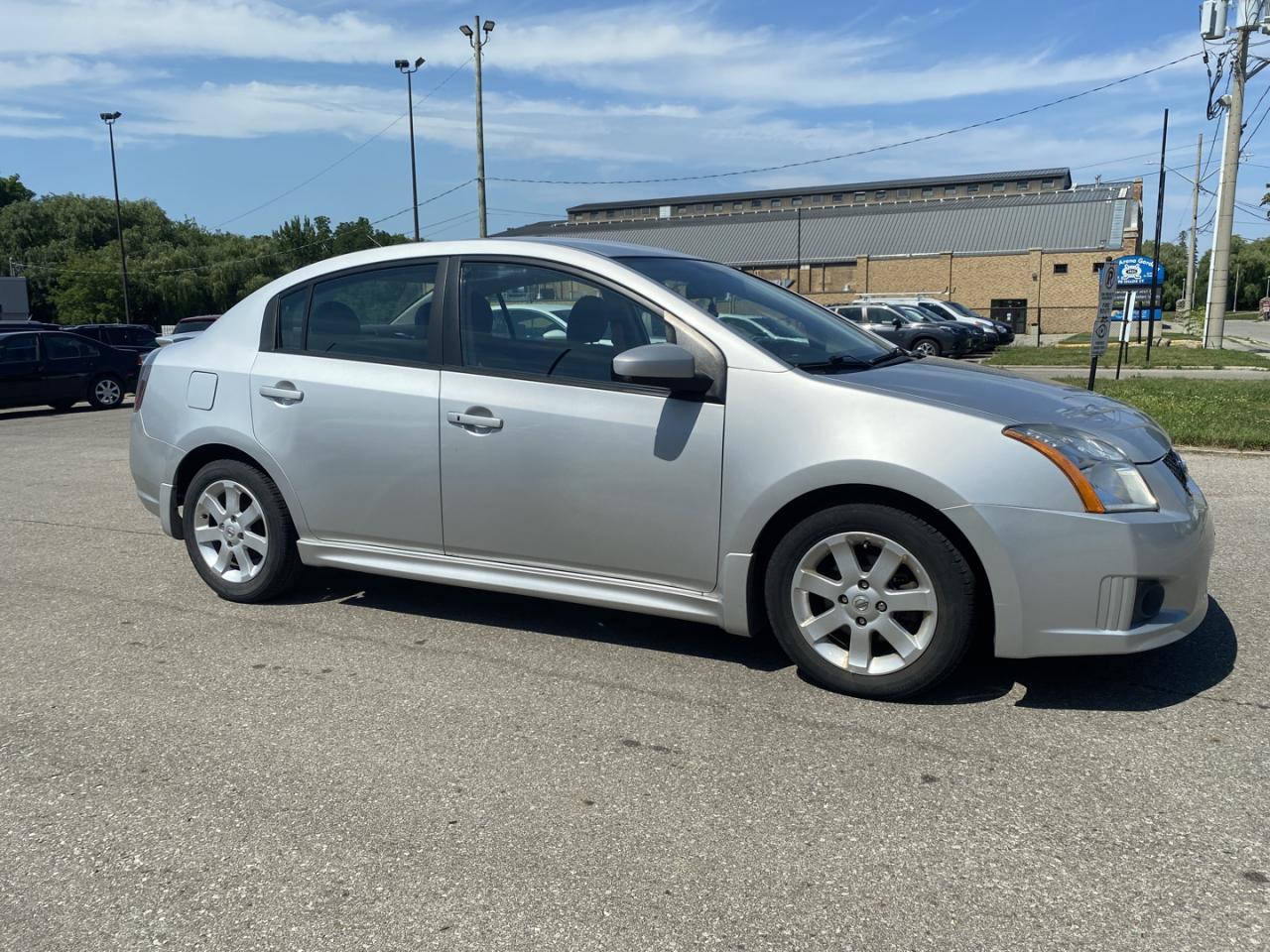 2012 Nissan Sentra 2.0 Photo3