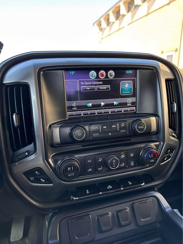 2014 Chevrolet Silverado 1500 LTZ - Photo #10