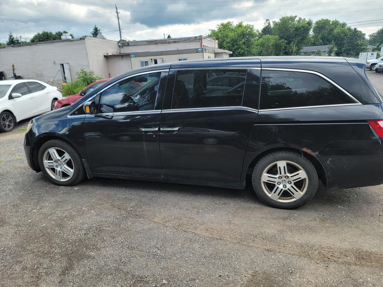 2011 Honda Odyssey Touring - Photo #7