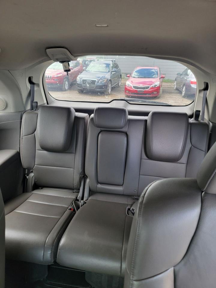 2011 Honda Odyssey Touring - Photo #8