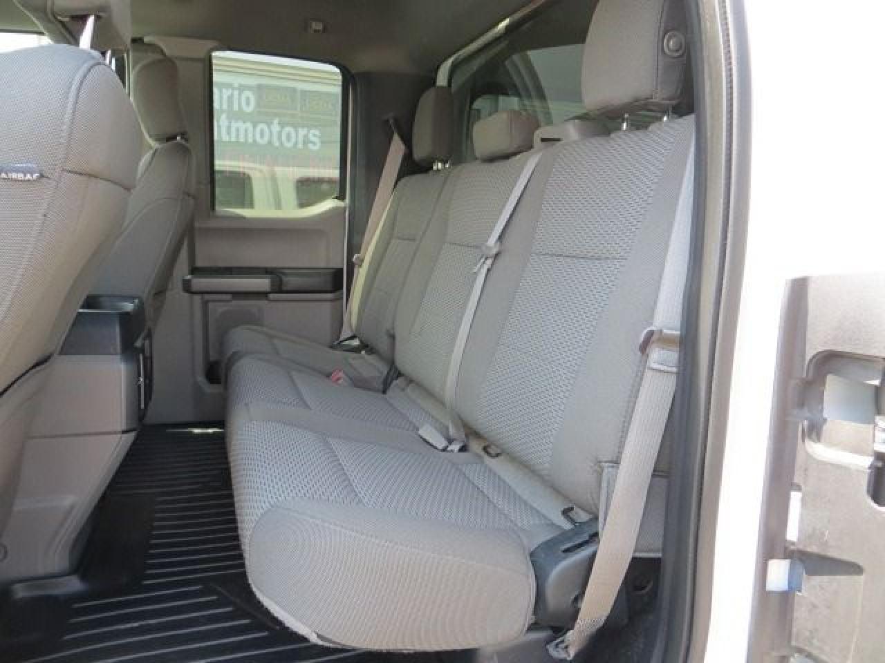 2018 Ford F-150 CERTIFIED, 4WD, SUPERCAB, 6.5FT BOX & MATCHING CAP - Photo #9