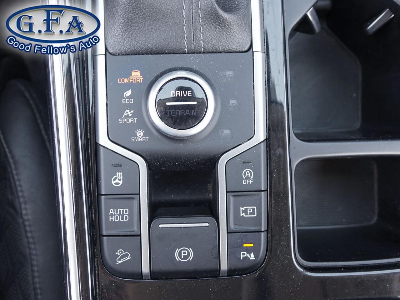 2021 Kia Sorento SX MODEL, 6 PASSENGER, LEATHER SEATS, SUNROOF, NAV Photo19