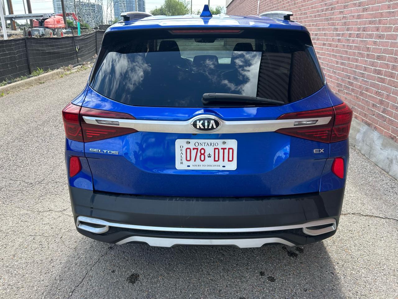 2021 Kia Seltos EX - Photo #6