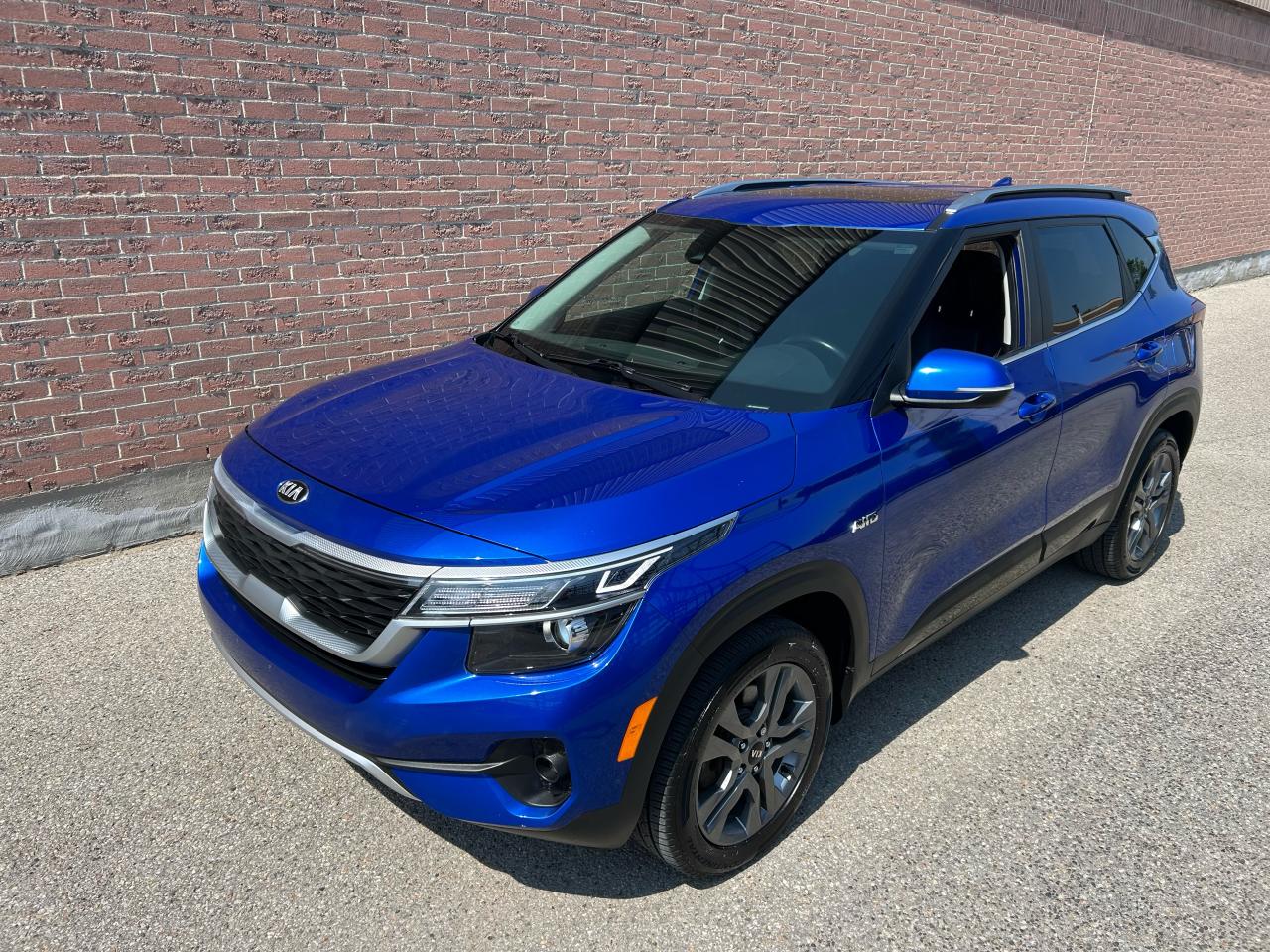 2021 Kia Seltos EX, AWD, CERTIIFED - Photo #2