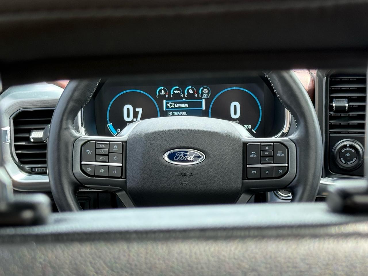 2021 Ford F-150 LARIAT ECOBOOST|TWOPKG|SUNROOF|NAVI - Photo #9