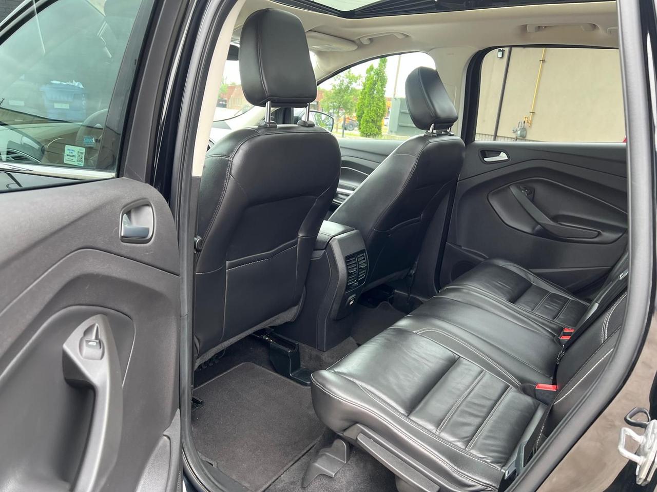 2018 Ford Escape FULLYLOADED AWD NOACCIDENT NAVI SUNROOF BACKUP CAM Photo