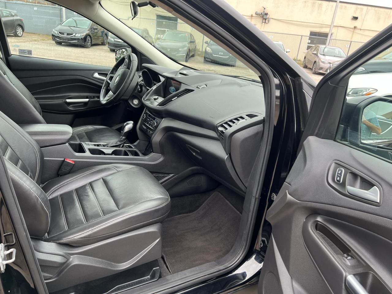 2018 Ford Escape FULLYLOADED AWD NOACCIDENT NAVI SUNROOF BACKUP CAM Photo