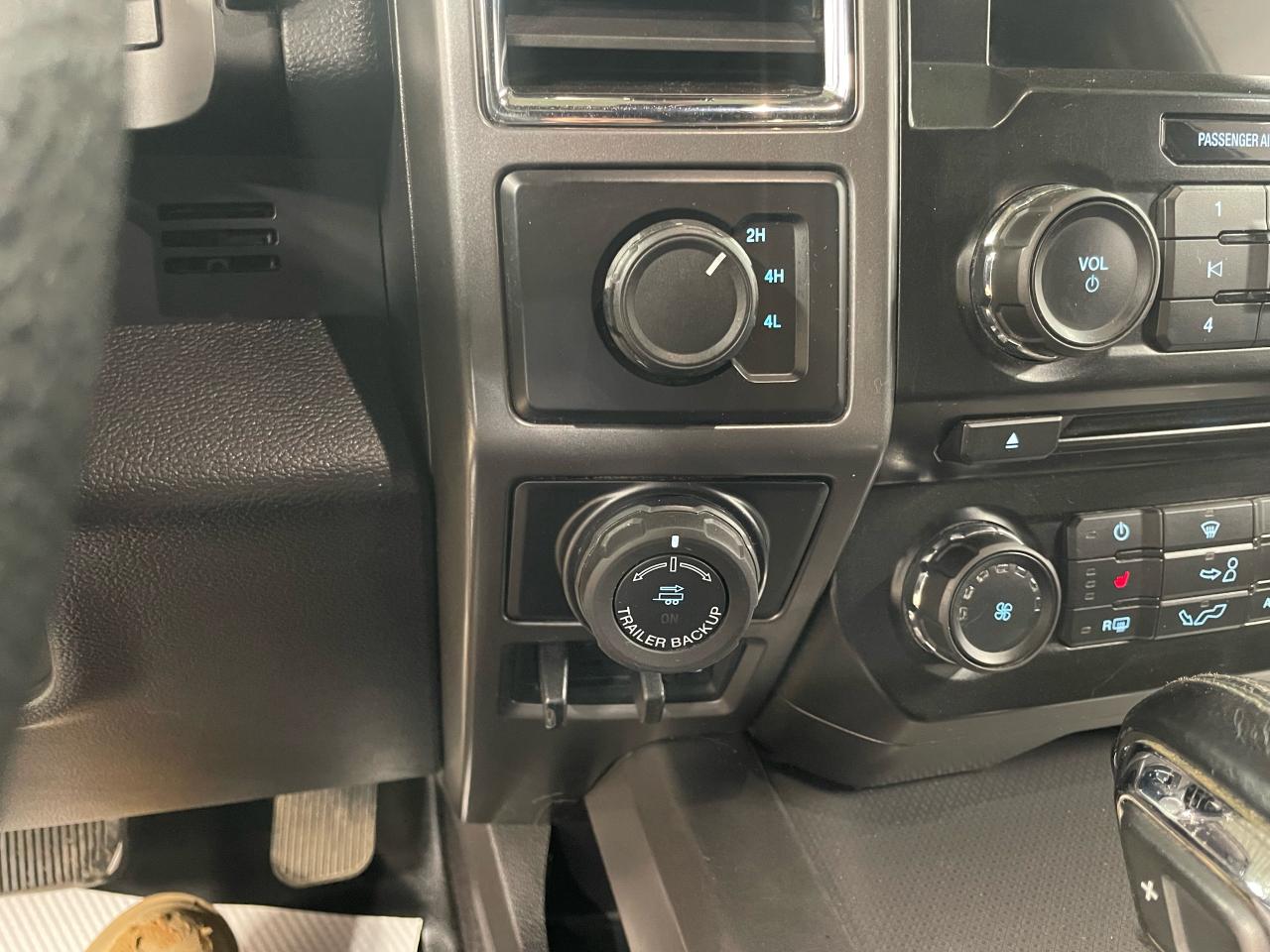2016 Ford F-150 XLT Photo36
