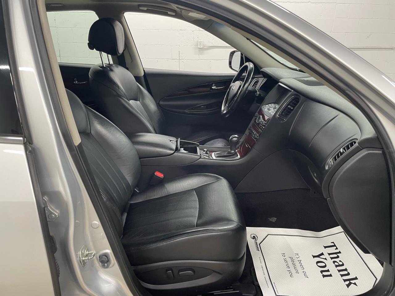 2016 Infiniti QX50  Photo11