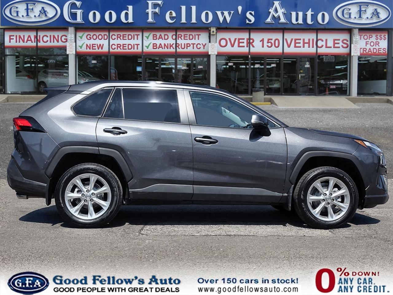2022 Toyota RAV4 XLE MODEL, AWD, SUNROOF, HEATED SEATS, POWER SEATS - Photo #3