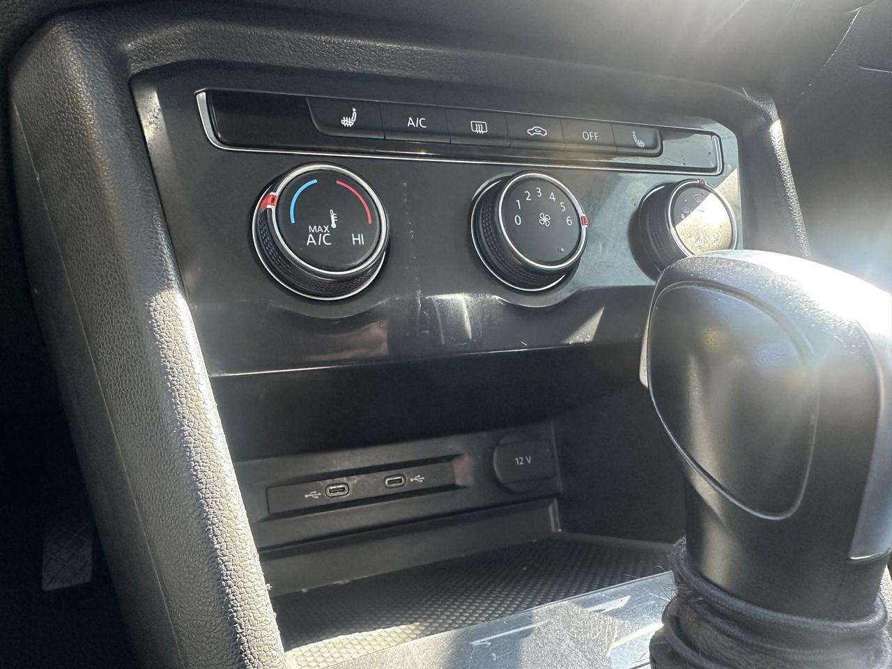 2020 Volkswagen Tiguan Trendline 4Motion Photo