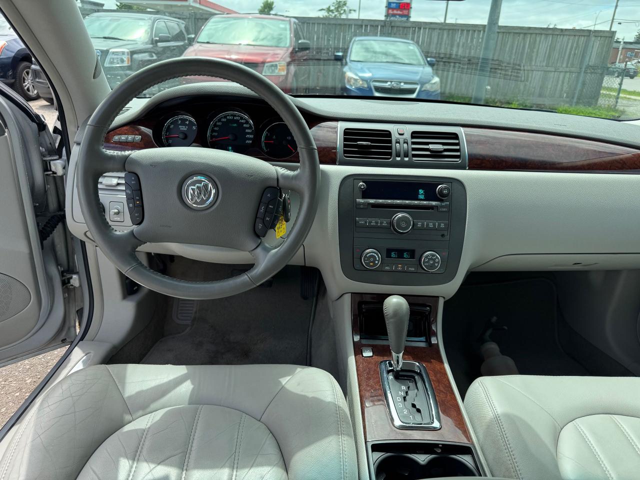2011 Buick Lucerne  - Photo #12
