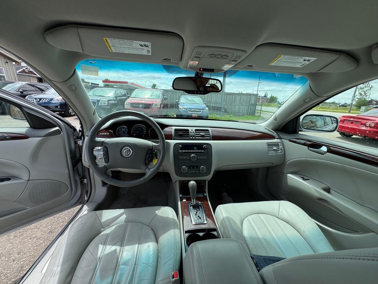 2011 Buick Lucerne  - Photo #13