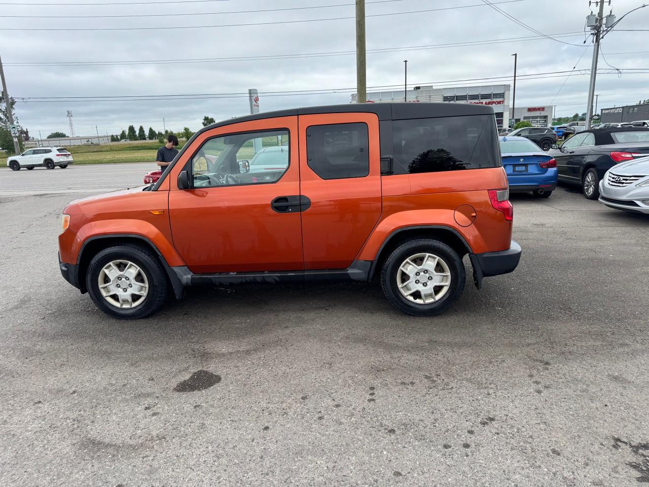 2010 Honda Element LX - Photo #2